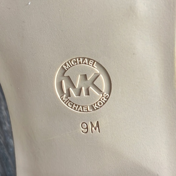 NEW Michael Kors SASHA Logo Sandals Size 9 - Picture 10 of 13